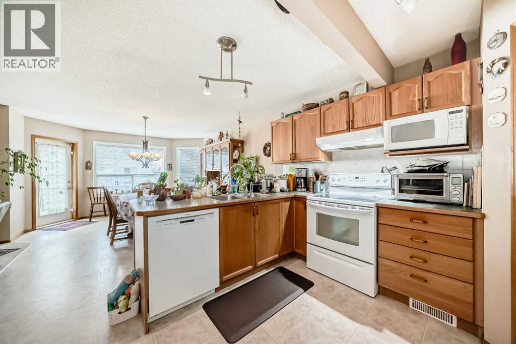 203 WEST LAKEVIEW Circle - 7