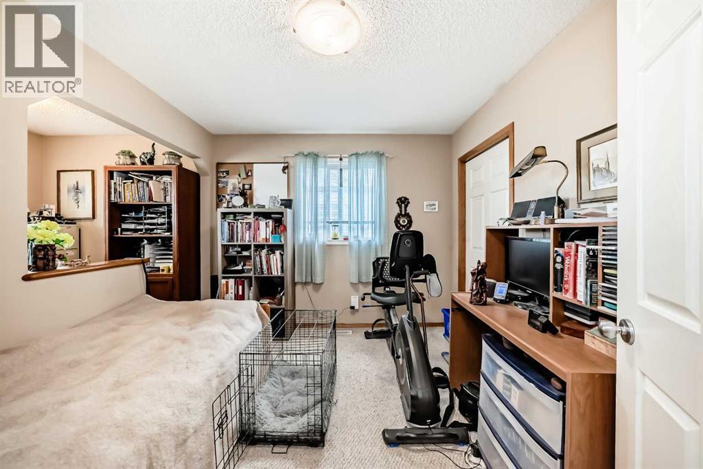 203 WEST LAKEVIEW Circle - 27