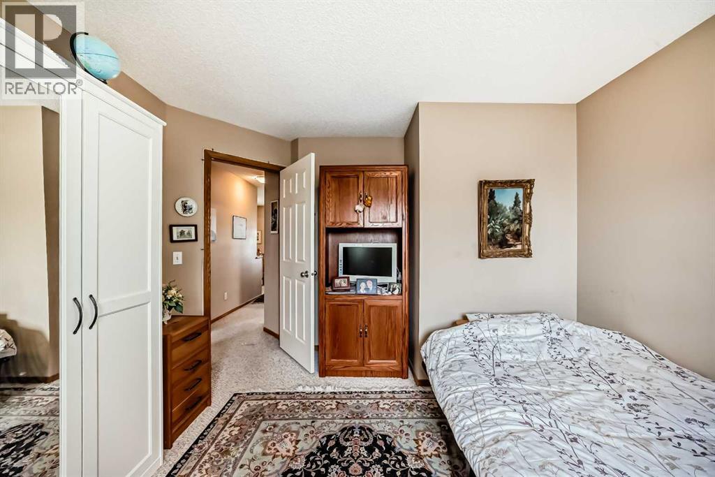 203 WEST LAKEVIEW Circle - 33