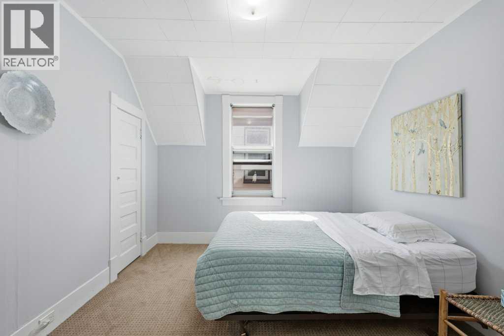 816 3 Avenue NW - 14