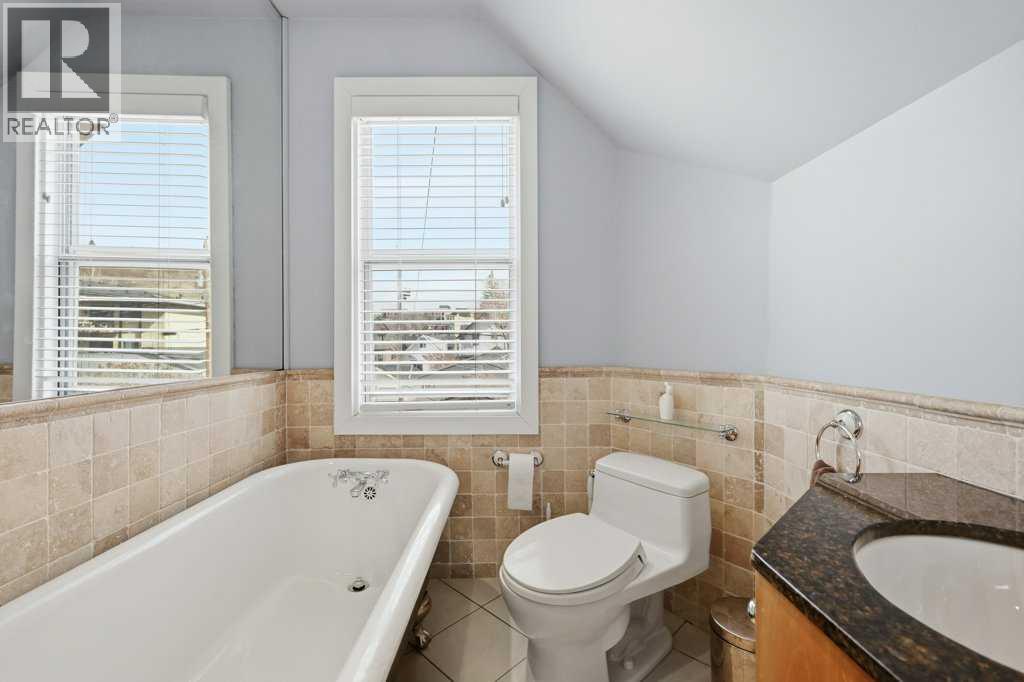 816 3 Avenue NW - 20