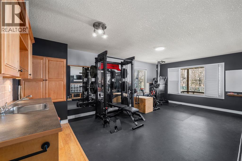 26 Somerset Crescent SW - 24