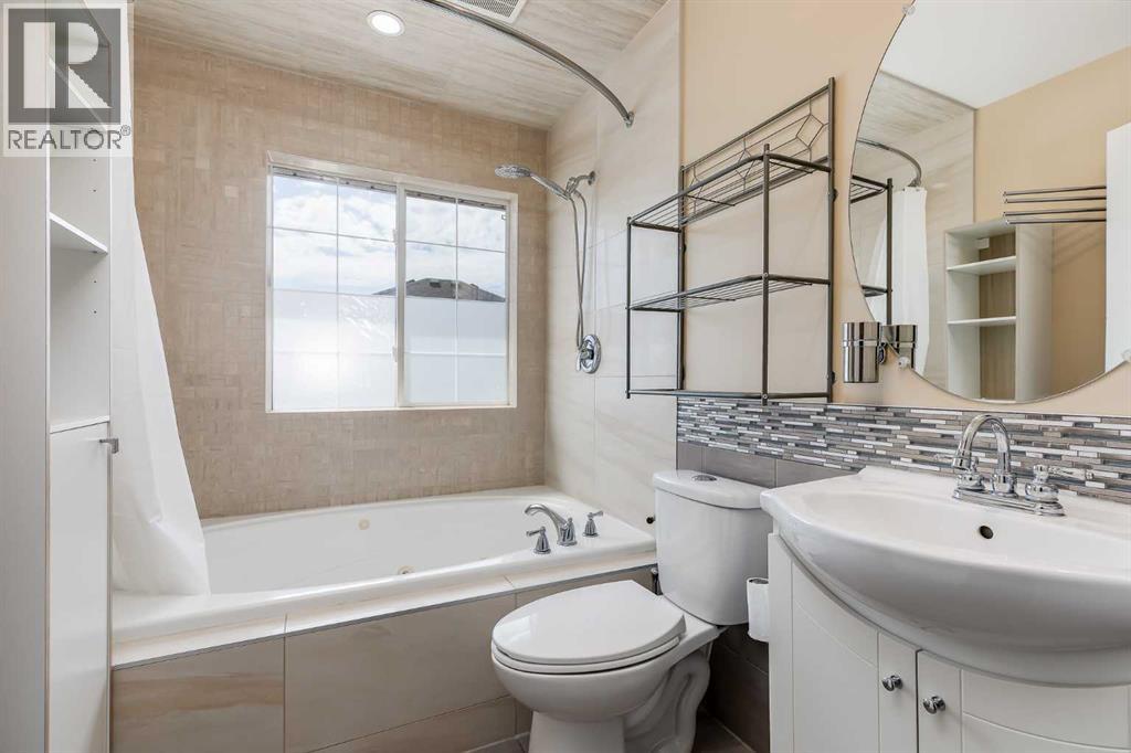 28 Hidden Point NW - 28
