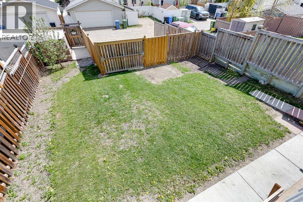 28 Hidden Point NW - 17
