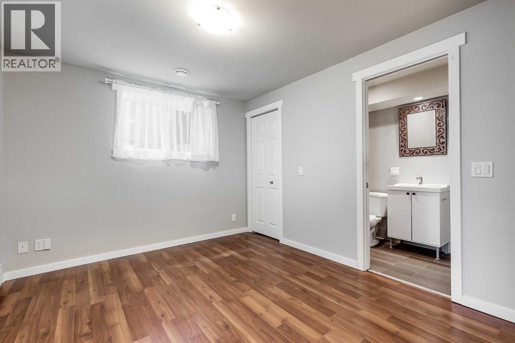 28 Hidden Point NW - 34