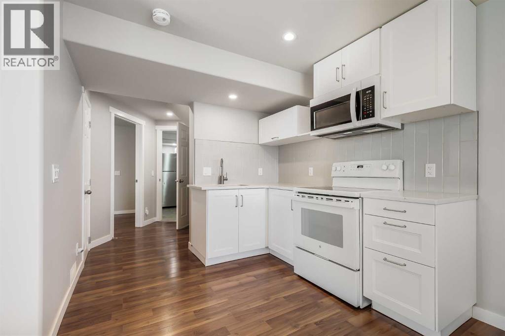 28 Hidden Point NW - 31