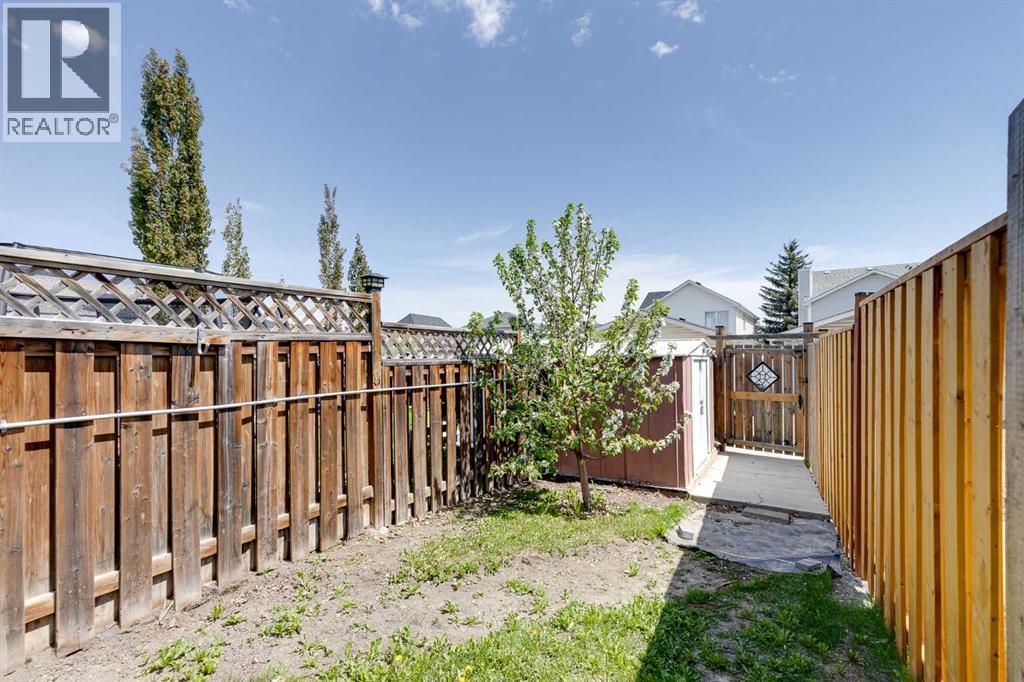28 Hidden Point NW - 40