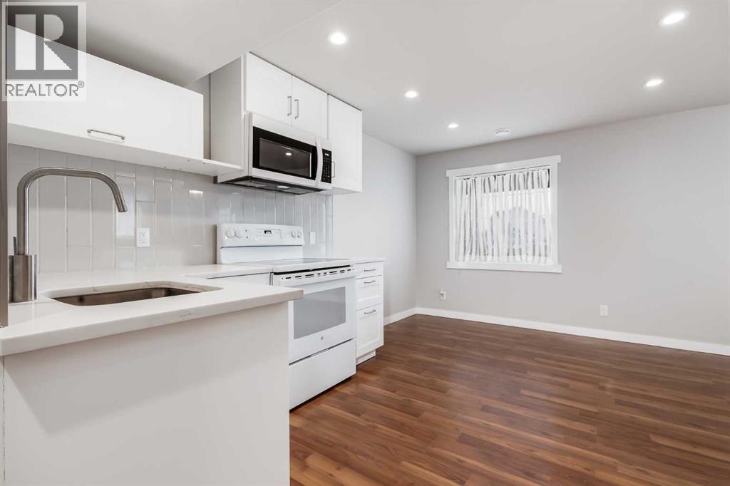 28 Hidden Point NW - 33