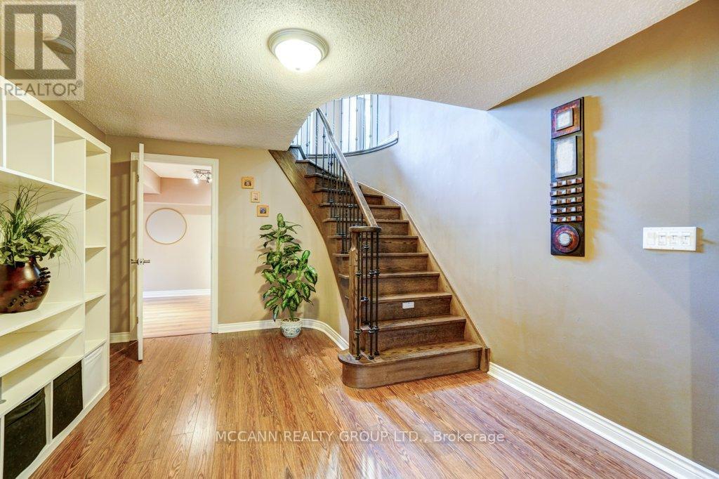 21 FOURTH AVENUE N - 25