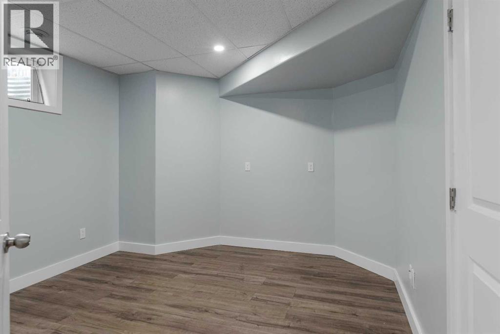 133 Elderberry Street - 35