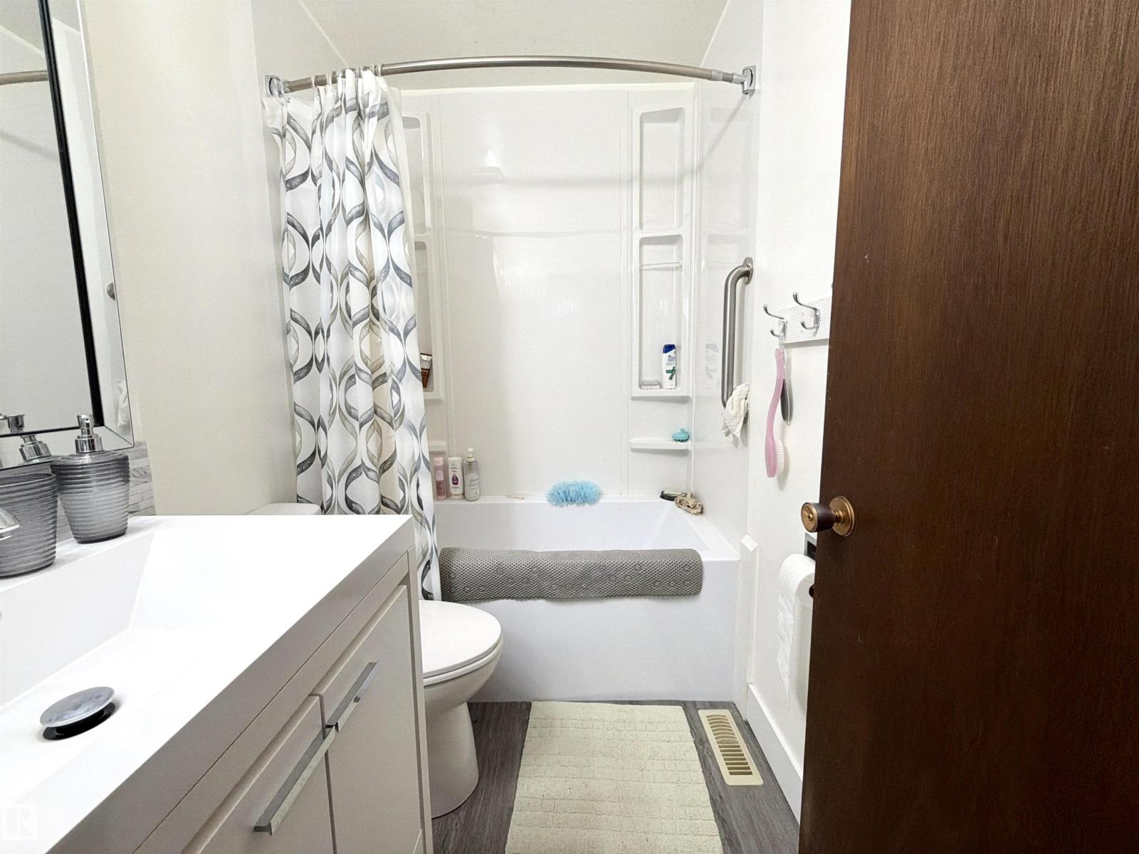126 WOODSTOCK NW - 16