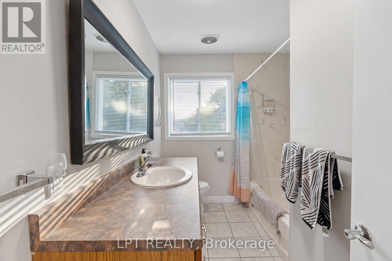 9952 PRINCE PHILLIP STREET - 19