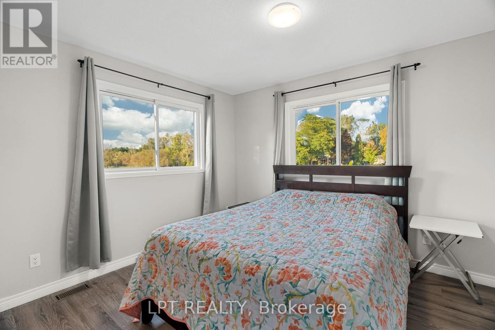9952 PRINCE PHILLIP STREET - 20