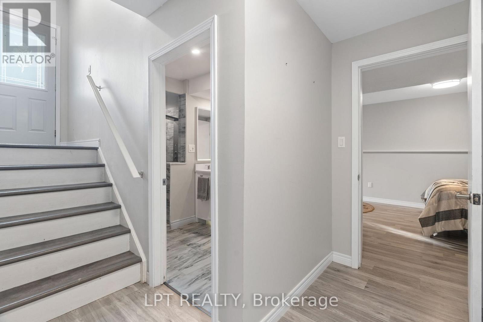 9952 PRINCE PHILLIP STREET - 22