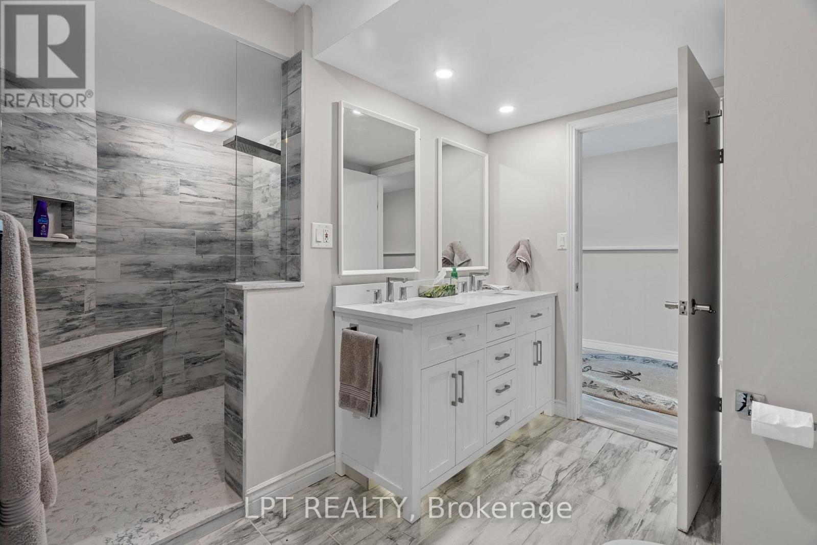 9952 PRINCE PHILLIP STREET - 23