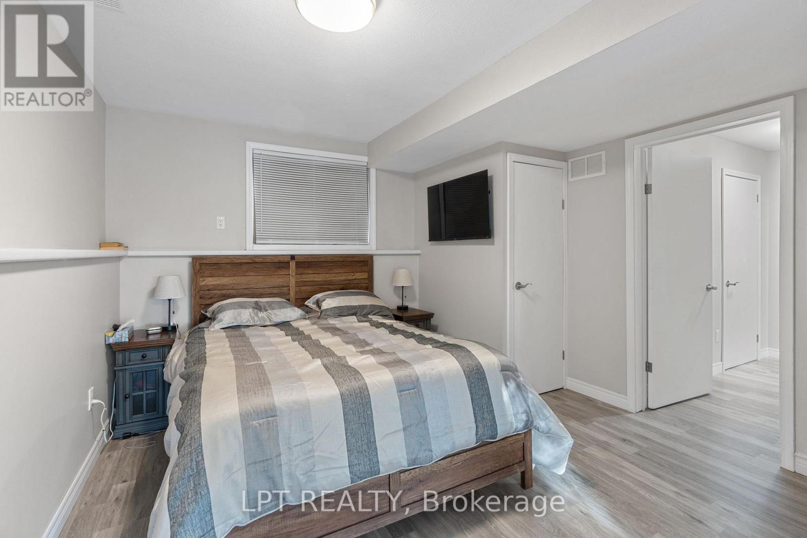 9952 PRINCE PHILLIP STREET - 27