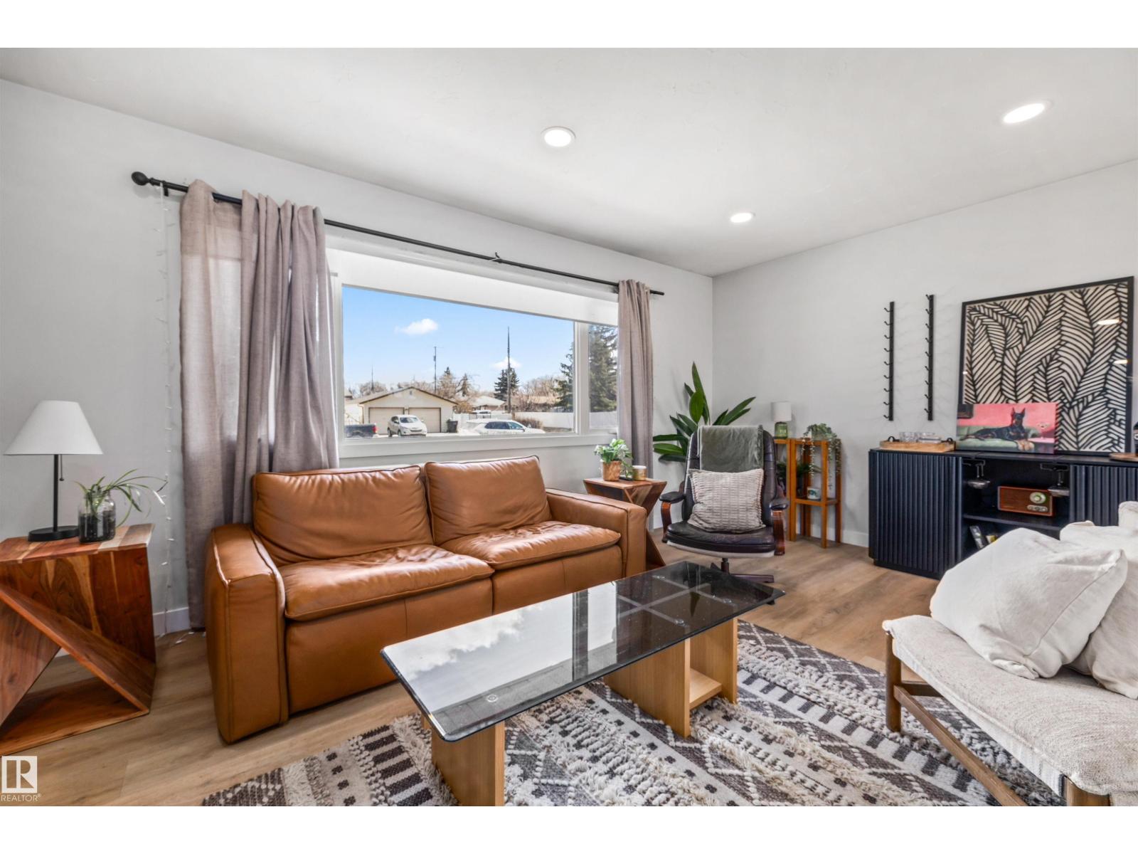 10130 62 ST NW - Image 3