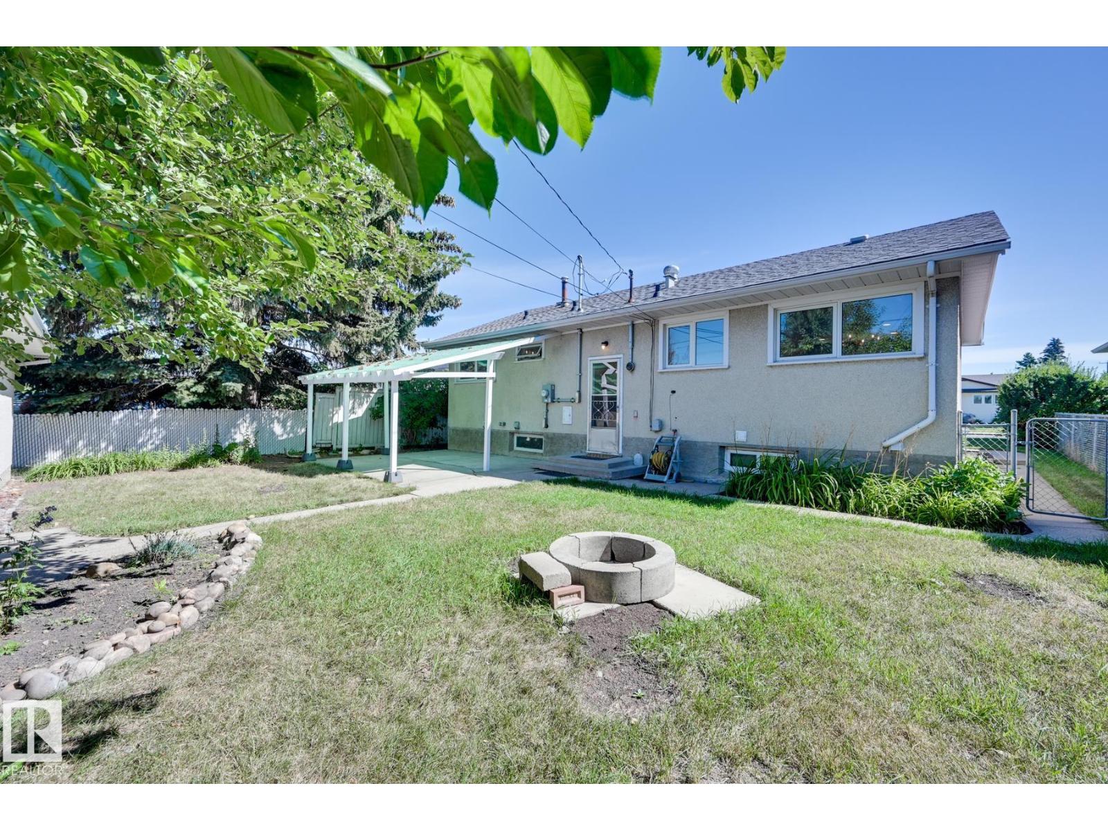 10130 62 ST NW - 34