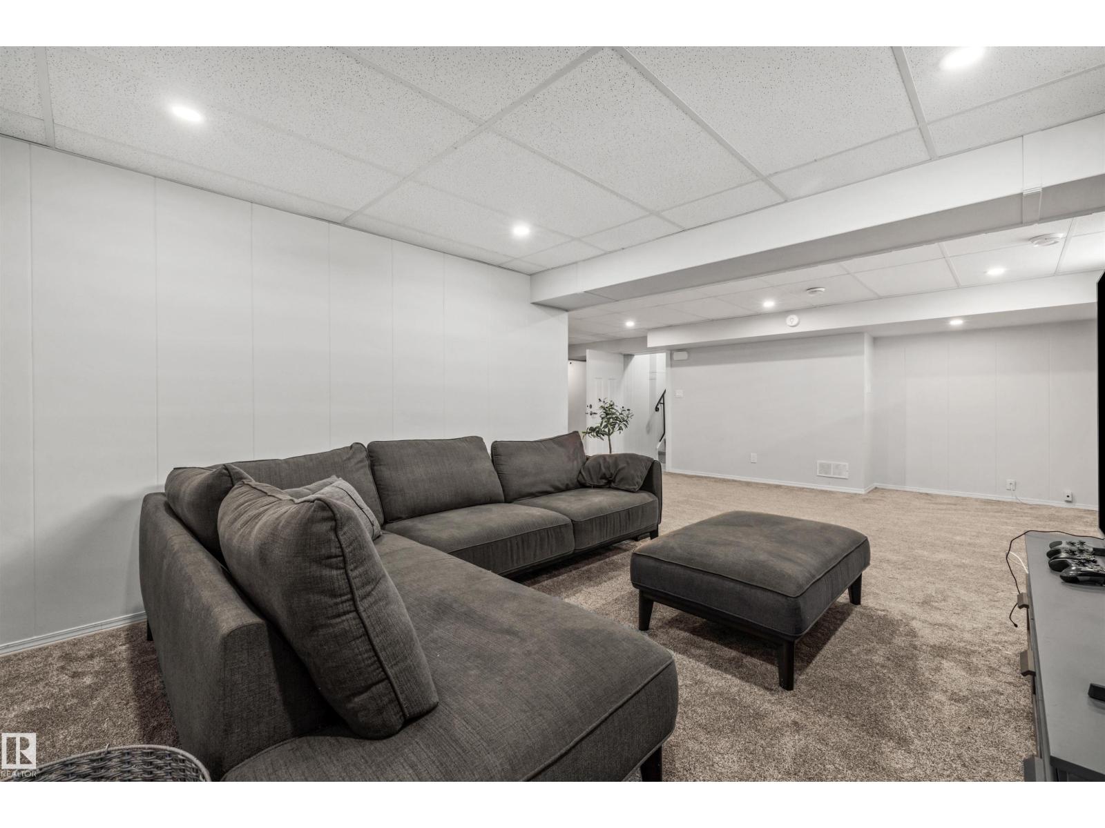 10130 62 ST NW - 23