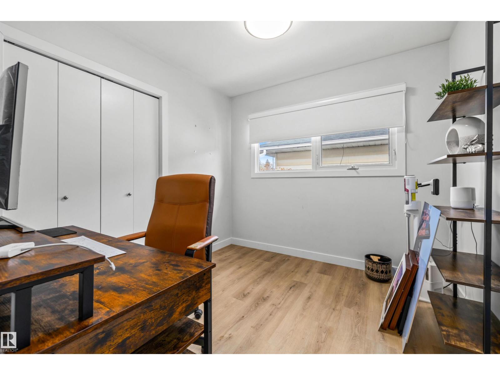 10130 62 ST NW - 16