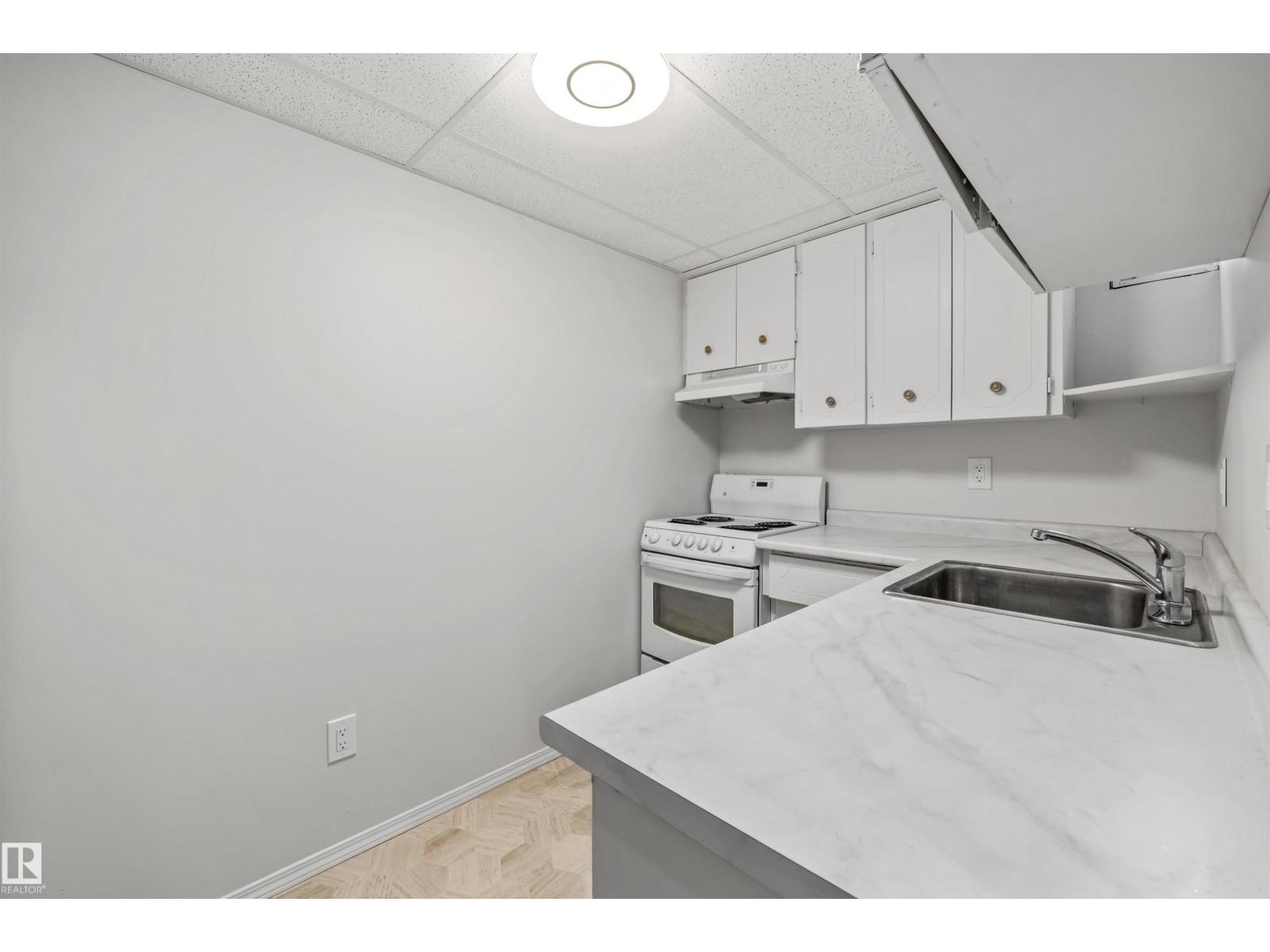 10130 62 ST NW - 27