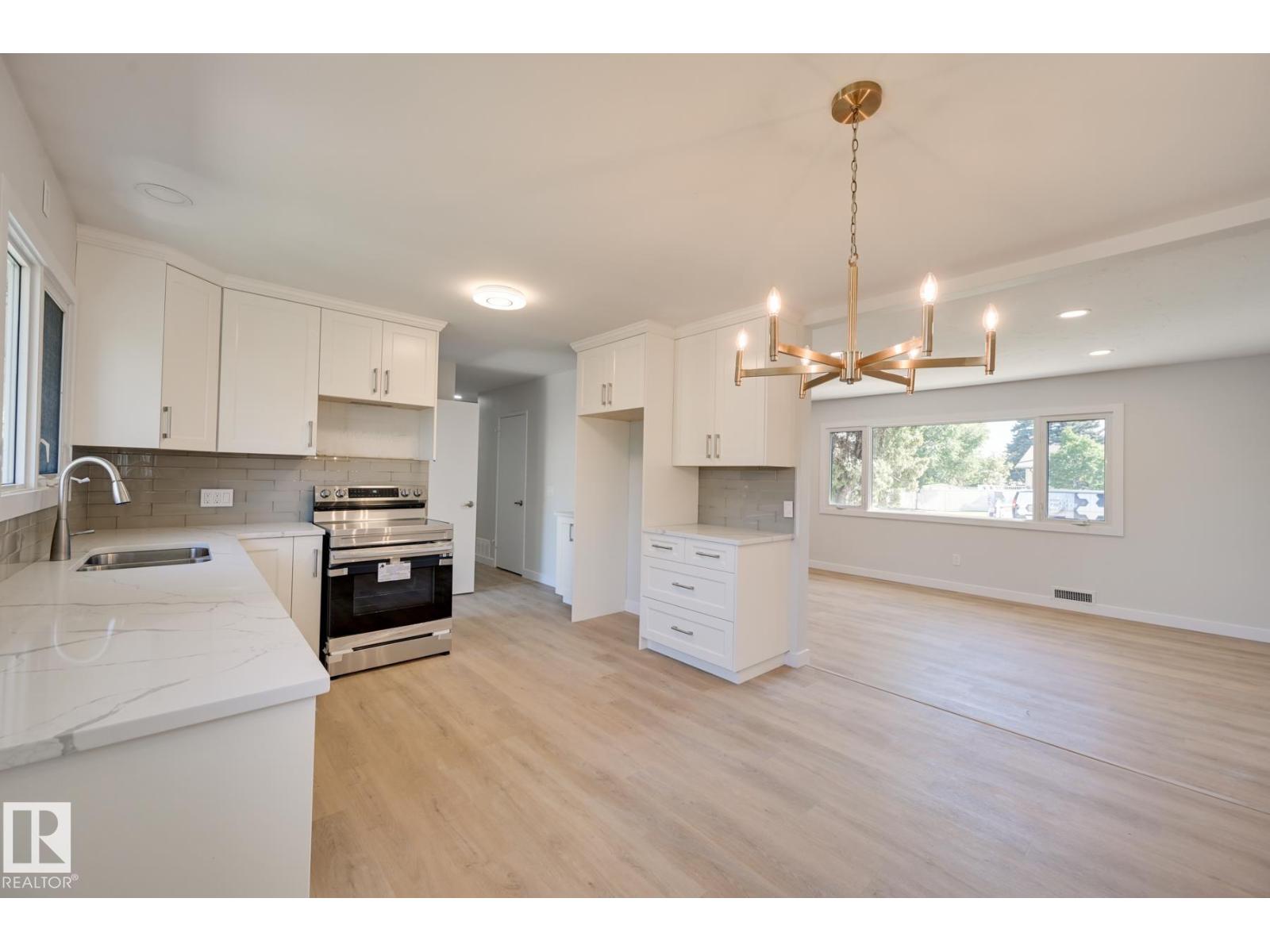 10130 62 ST NW - 45