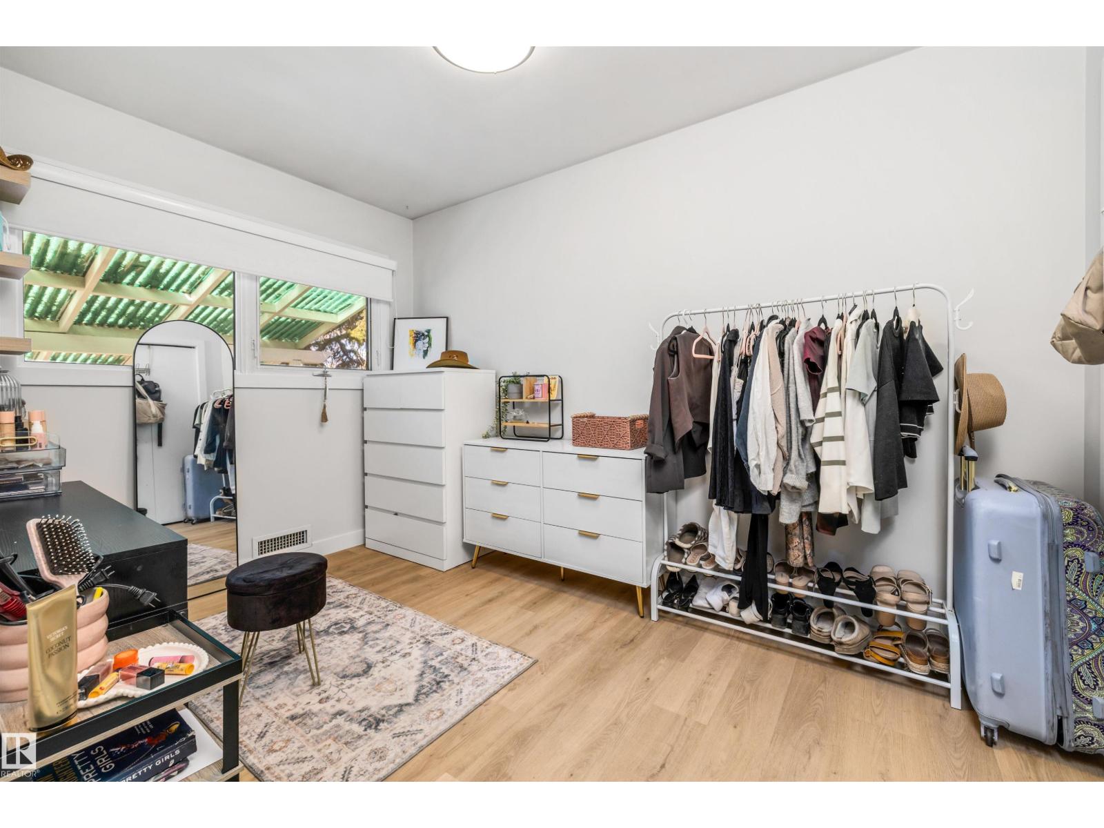 10130 62 ST NW - 19