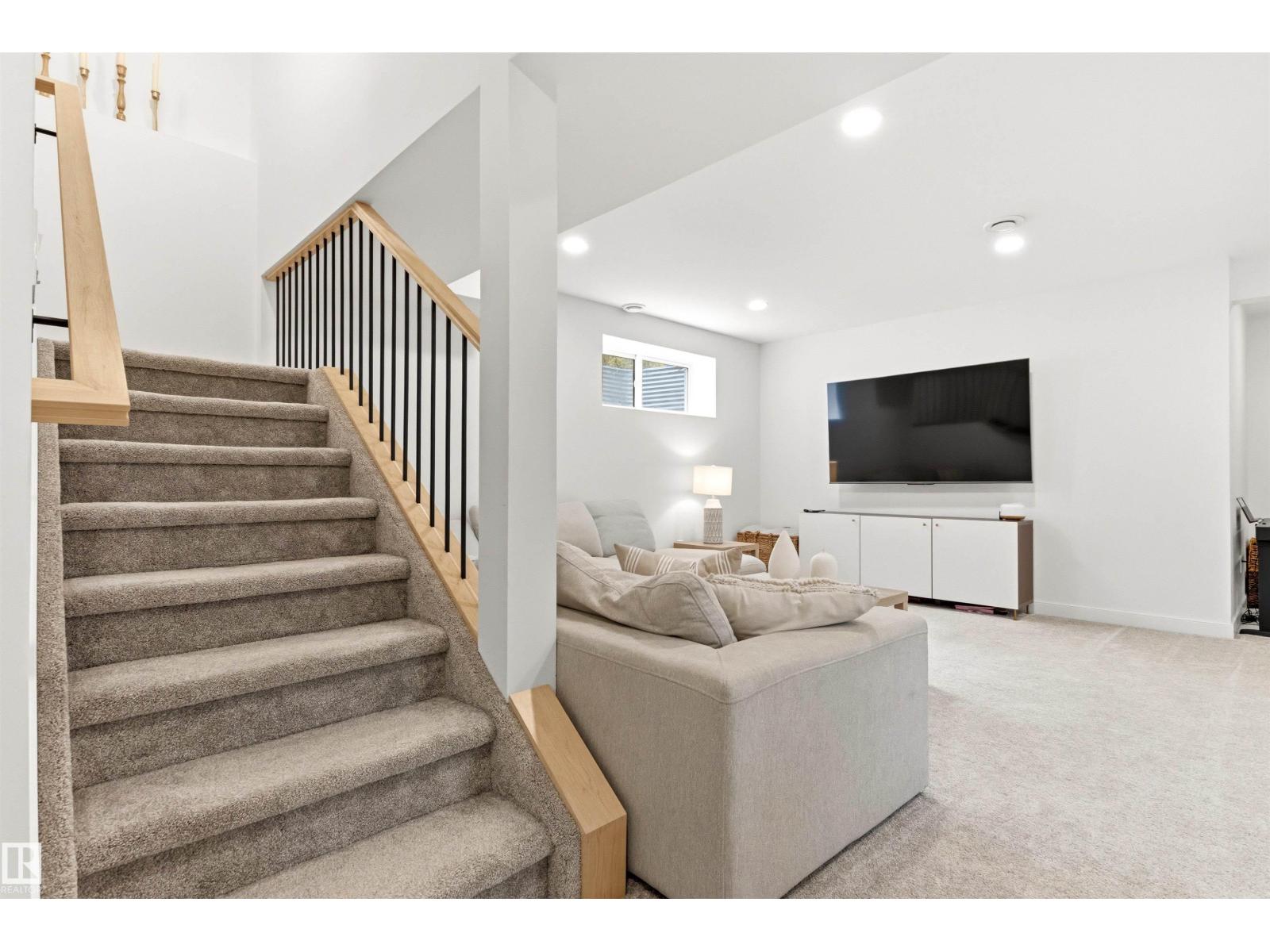 2243 DONAGHEY WY SW - 35