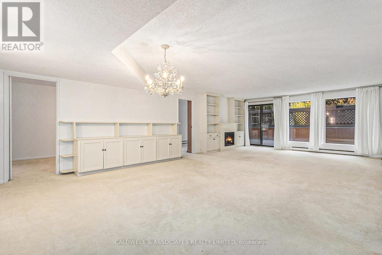 #1 140 RIDEAU TERRACE - 6