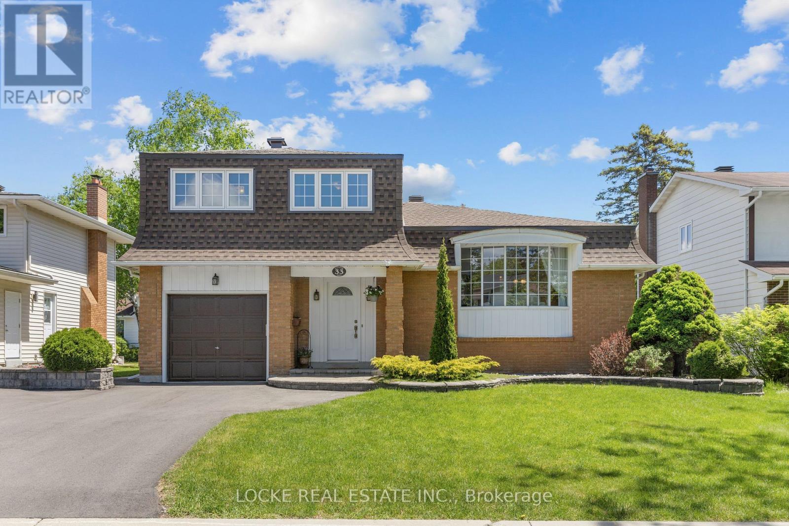 33 EASTPARK DRIVE - 1