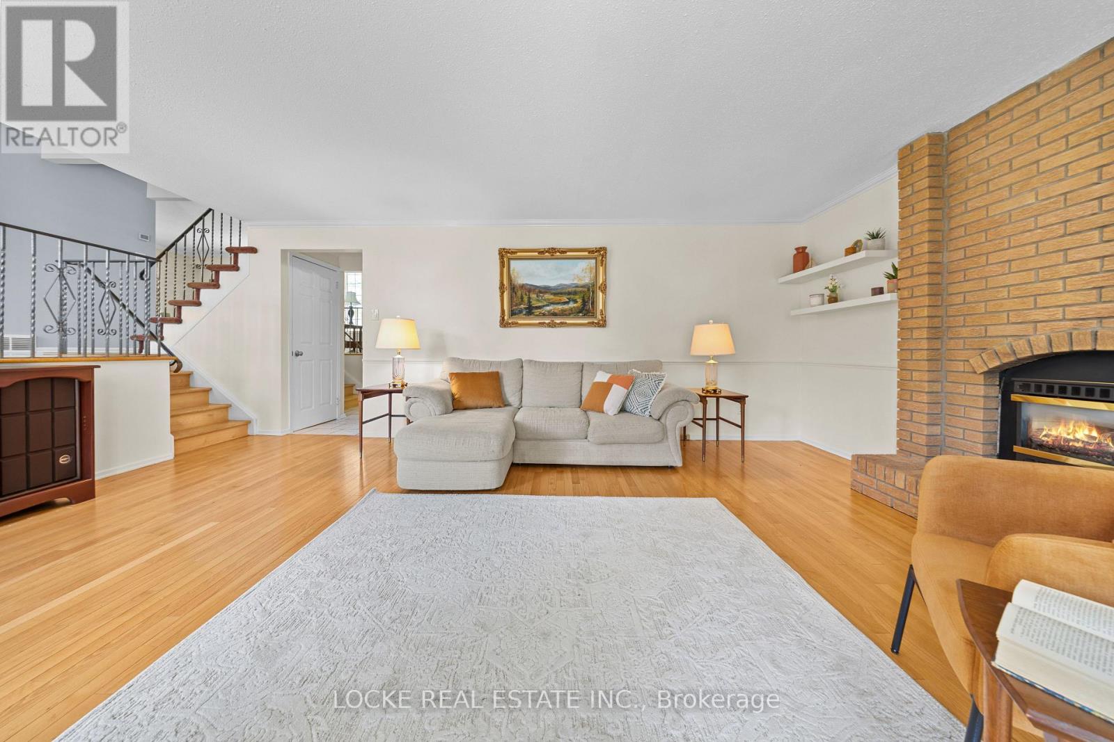 33 EASTPARK DRIVE - 18