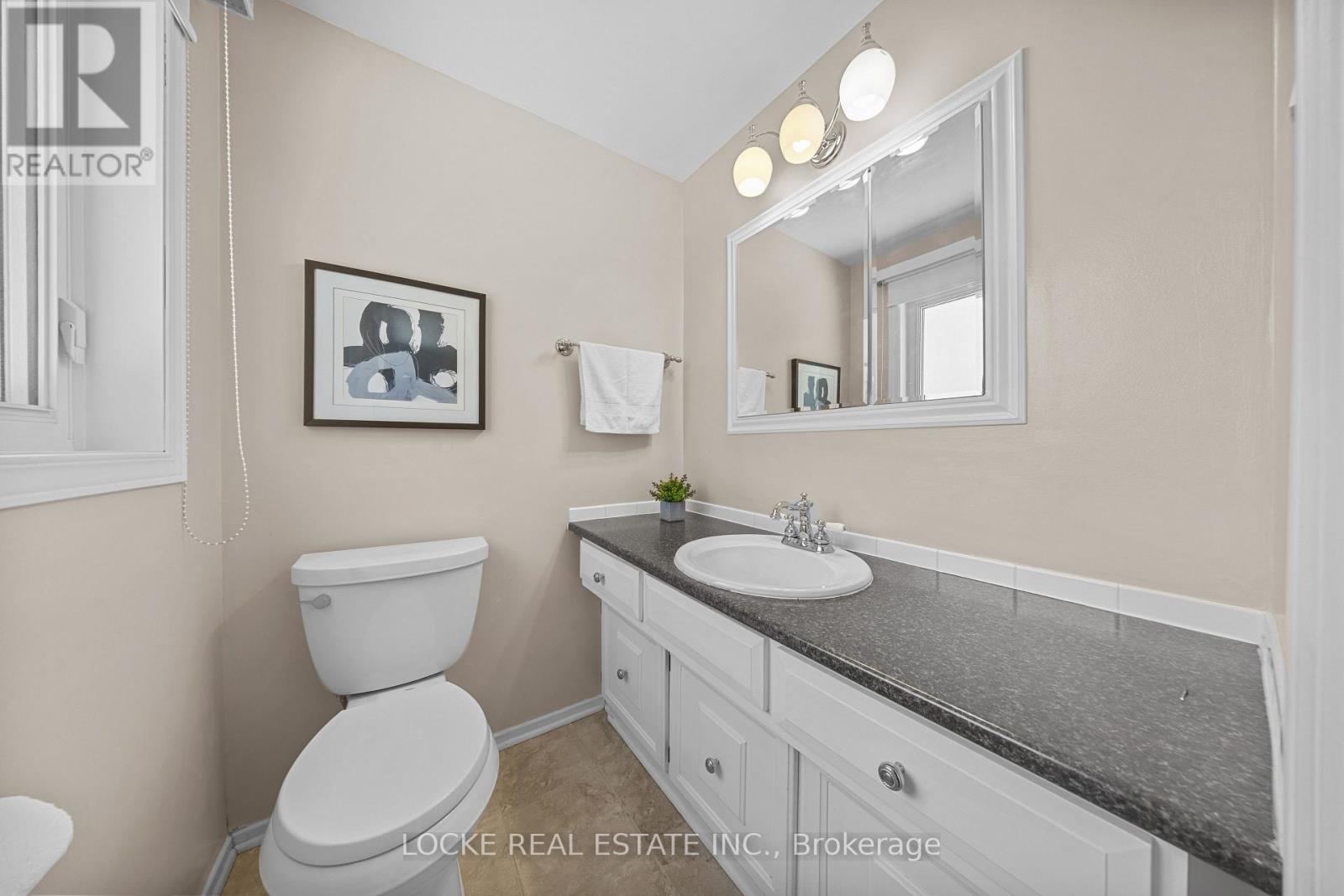 33 EASTPARK DRIVE - 22