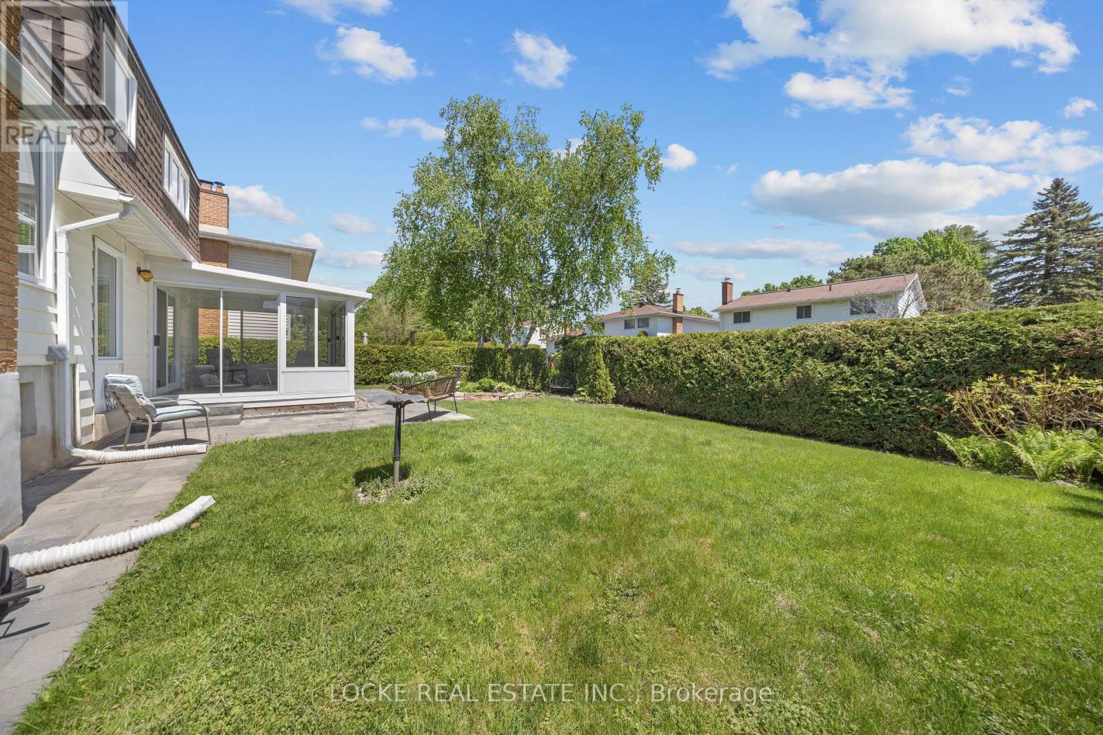 33 EASTPARK DRIVE - 34