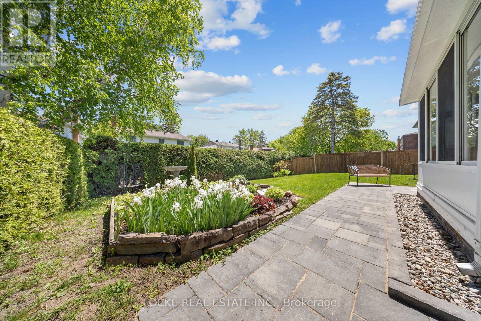 33 EASTPARK DRIVE - 35