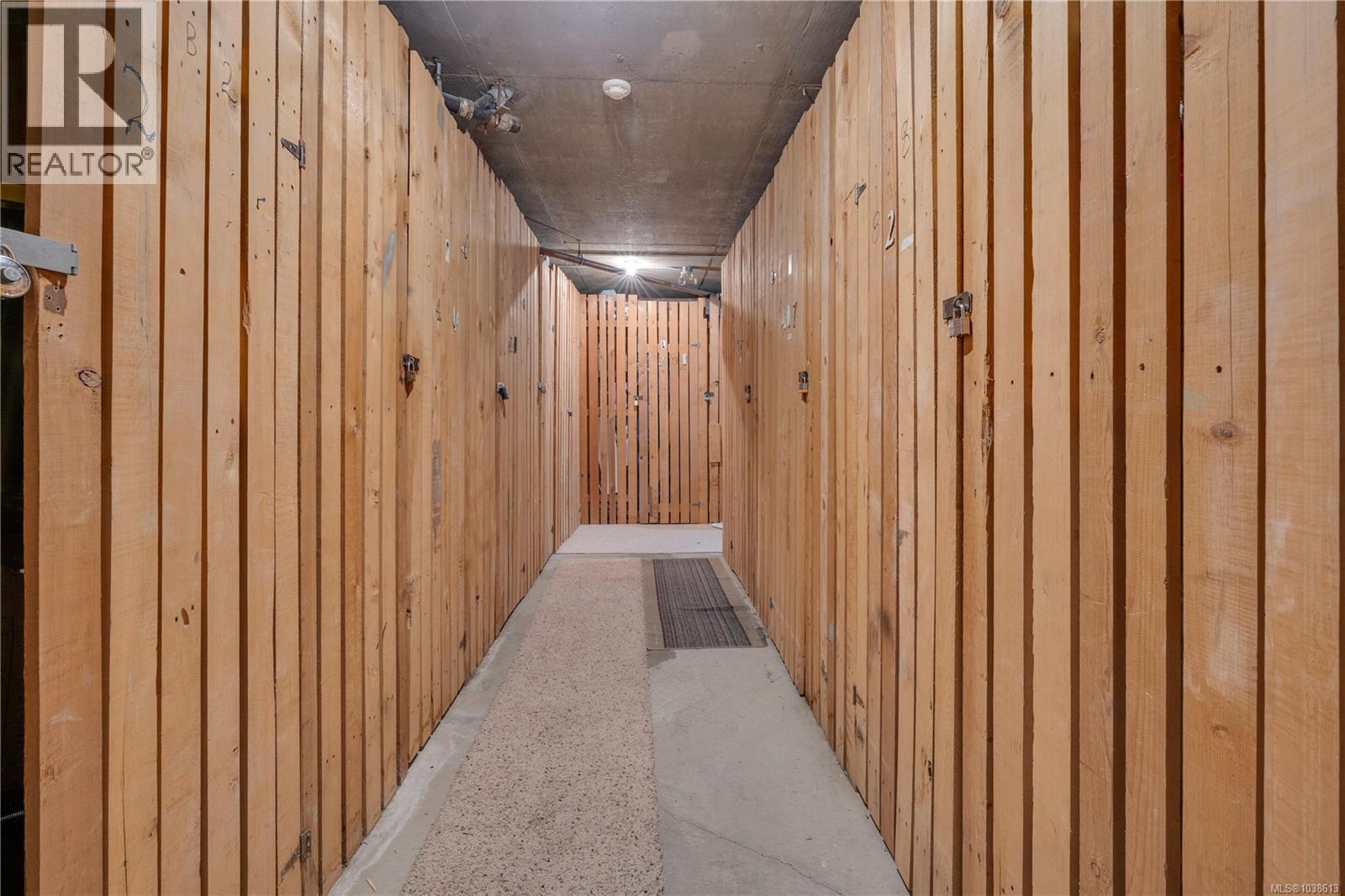 #408 755 Hillside Ave - 23