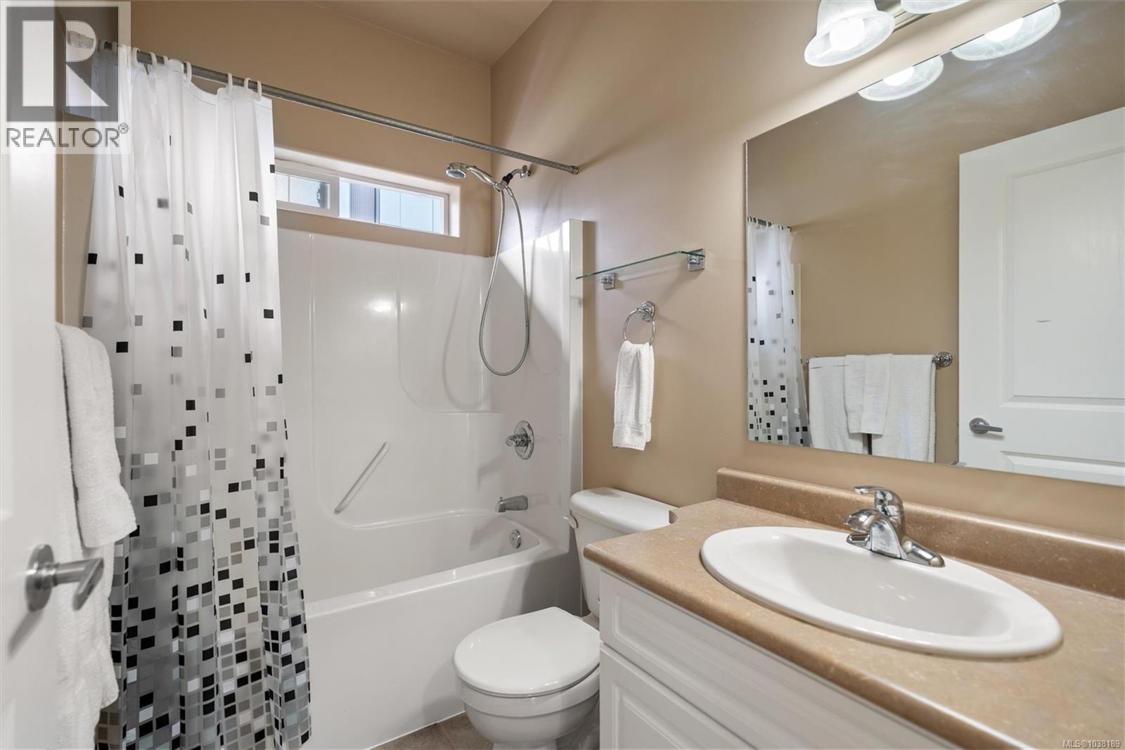 #301 2844 Bryn Maur Rd - 14