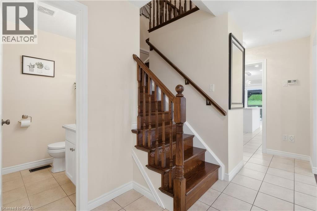 177 WATSON Road N - 13