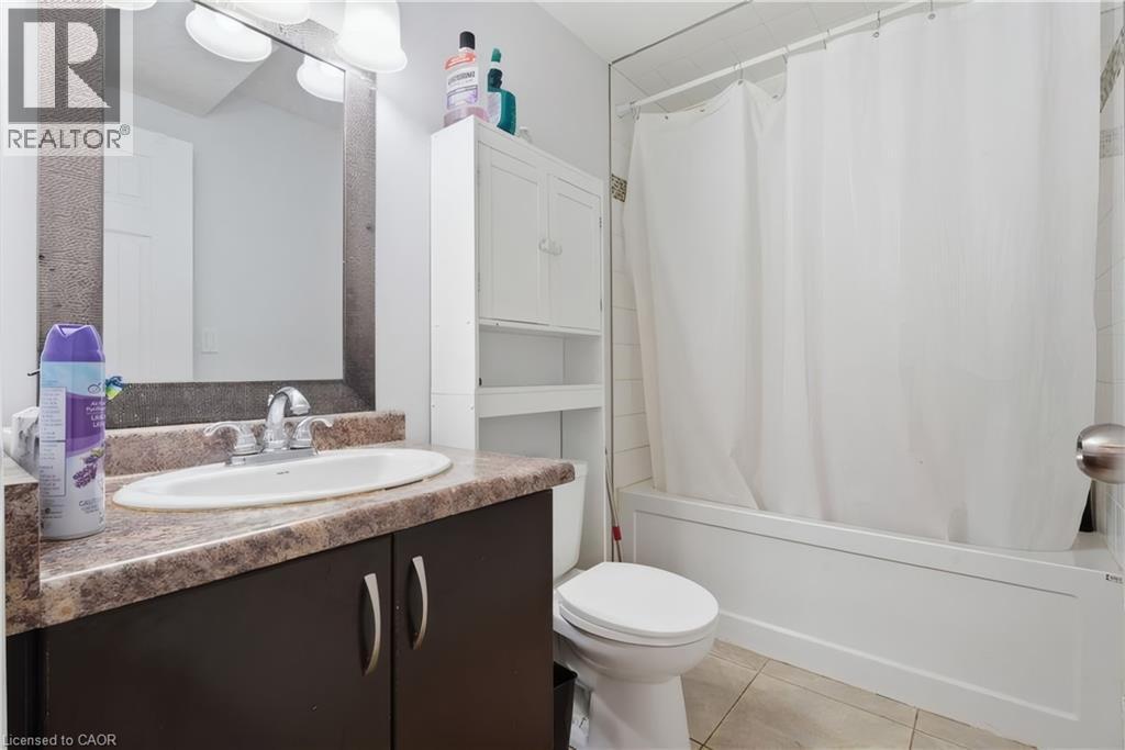 177 WATSON Road N - 25