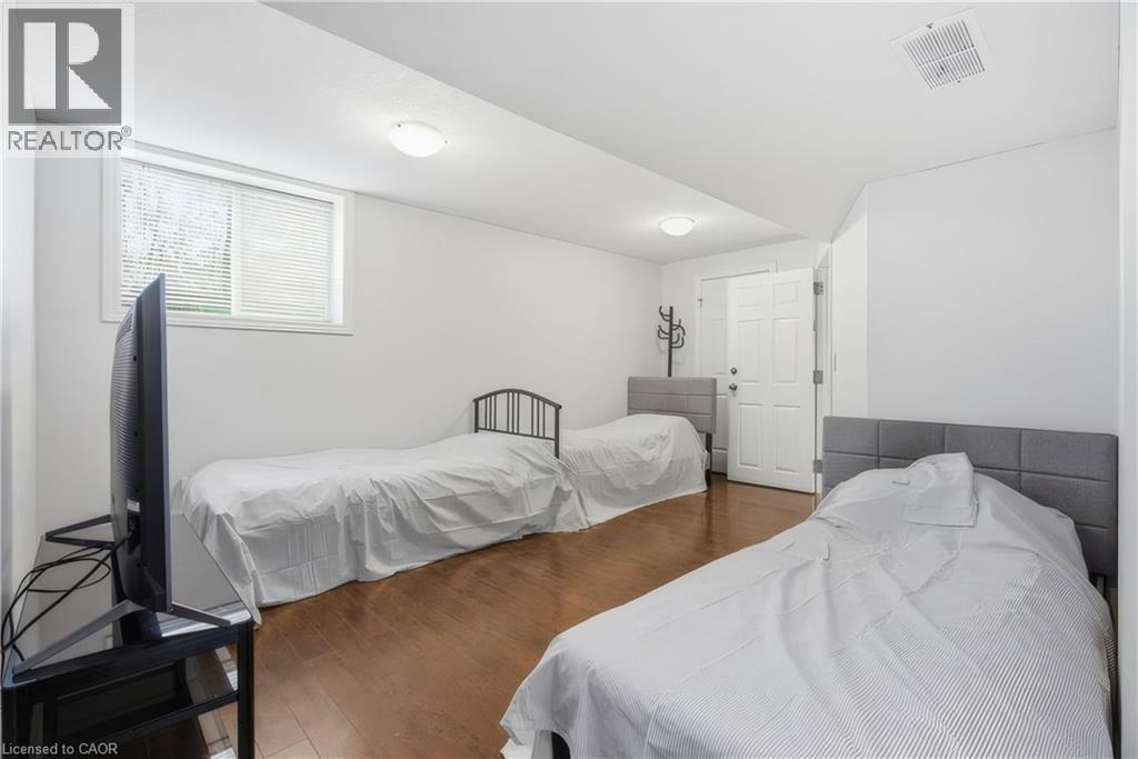 177 WATSON Road N - 28