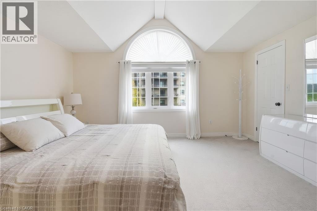 177 WATSON Road N - 33