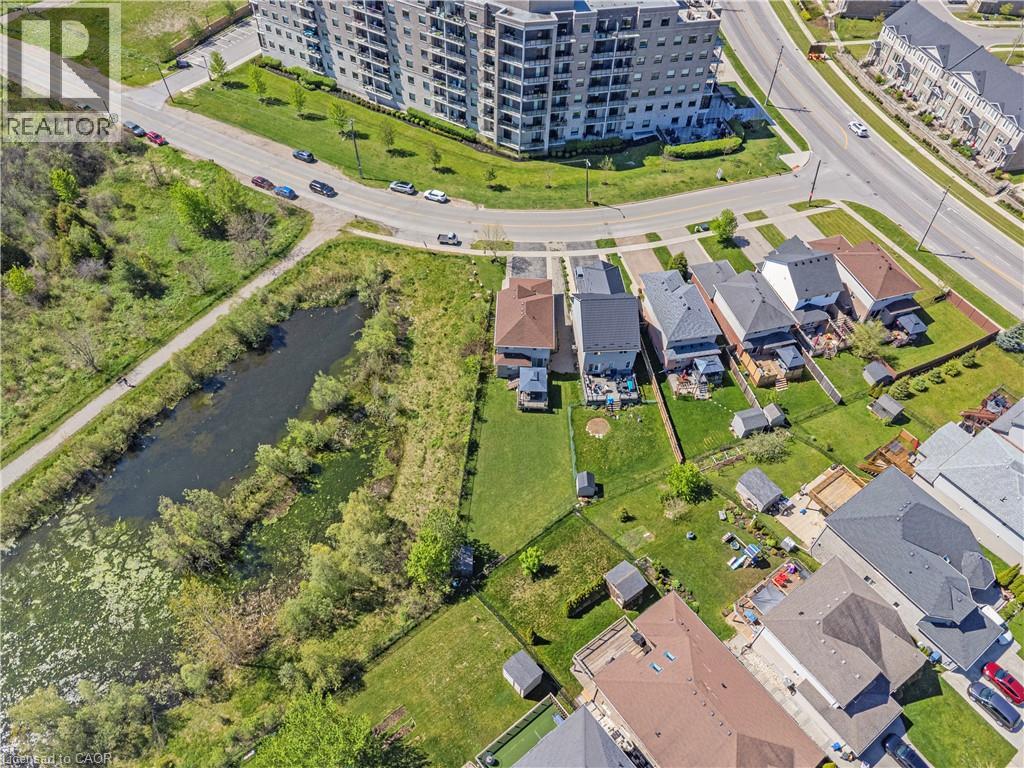 177 WATSON Road N - 45