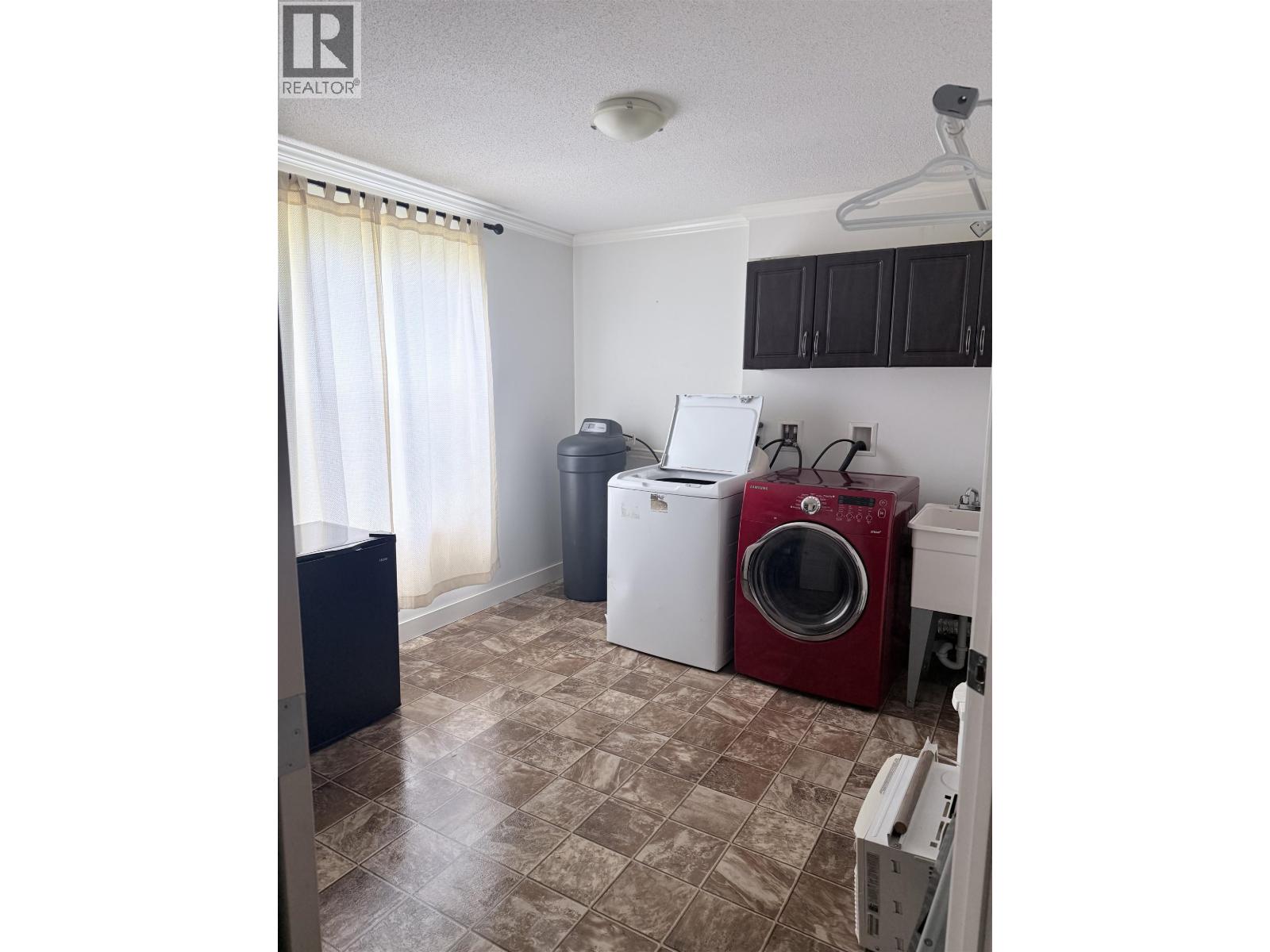 900 MURRAY ROAD - 11