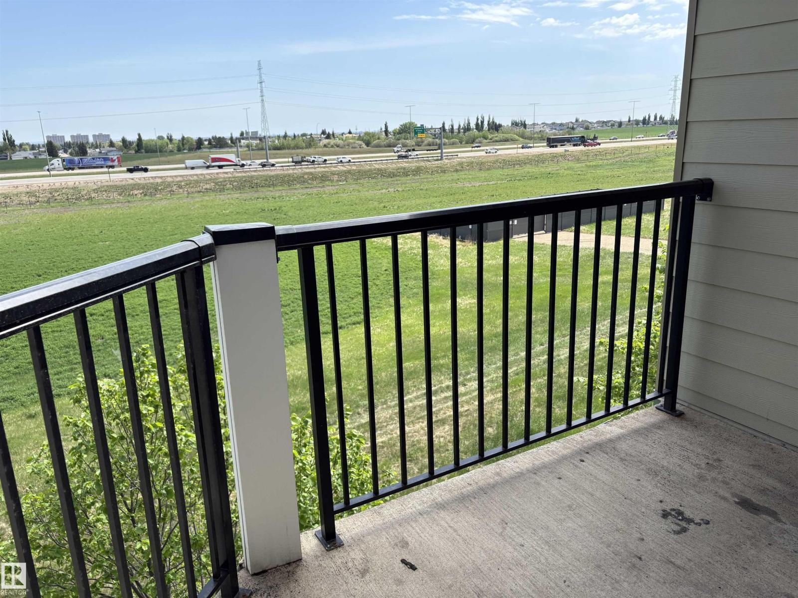 #411 6925 199 ST NW NW - 44