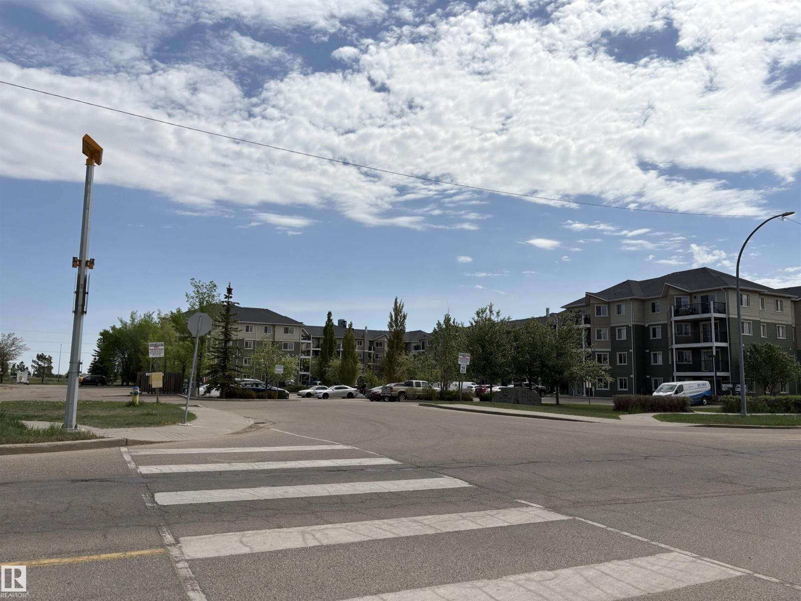 #411 6925 199 ST NW NW - 46