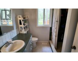 Utility room - 4838 Kitwanga Drive, 108 Mile Ranch, BC V0K2Z0 Photo 17