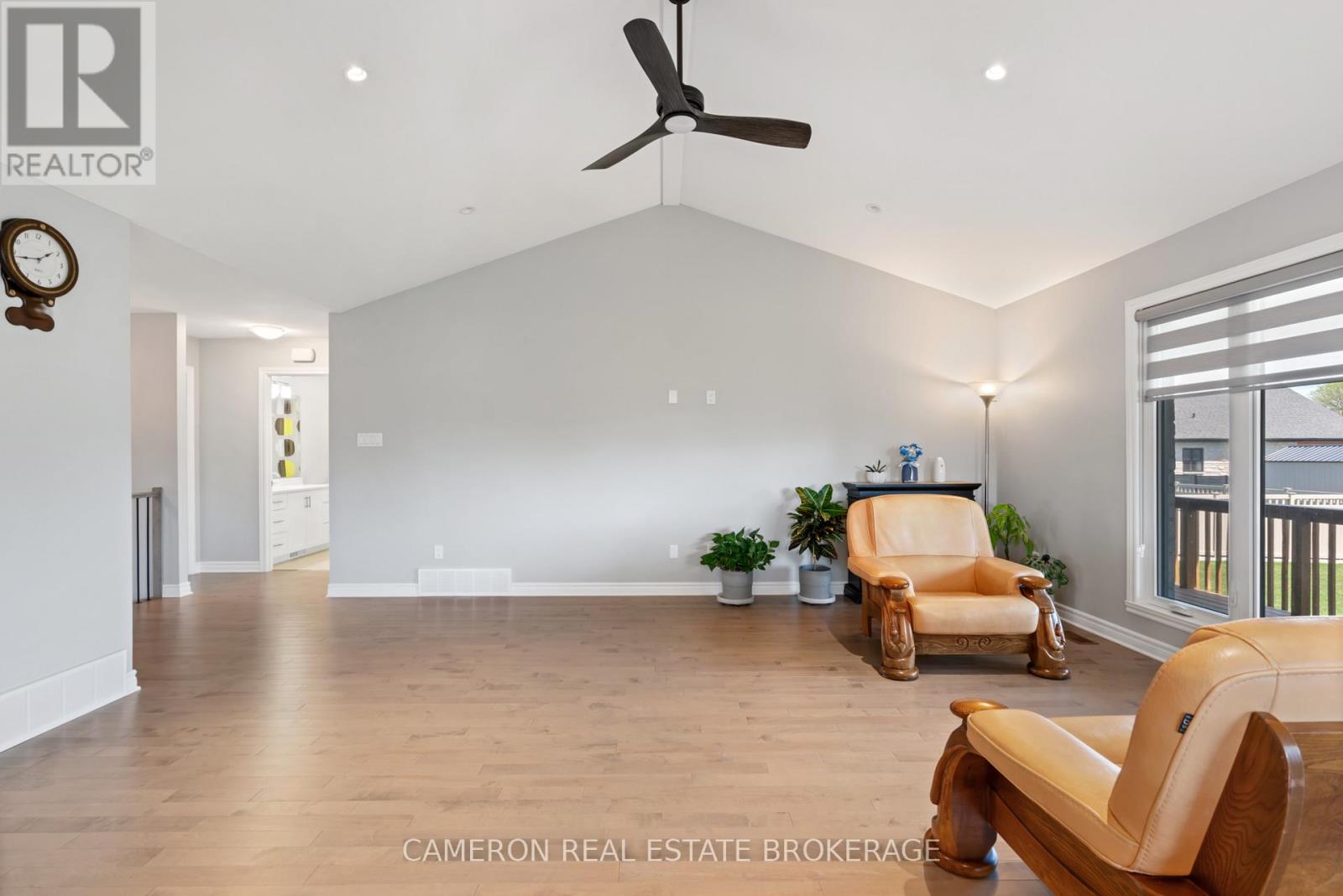 1640 OXBRIDGE DRIVE - 10