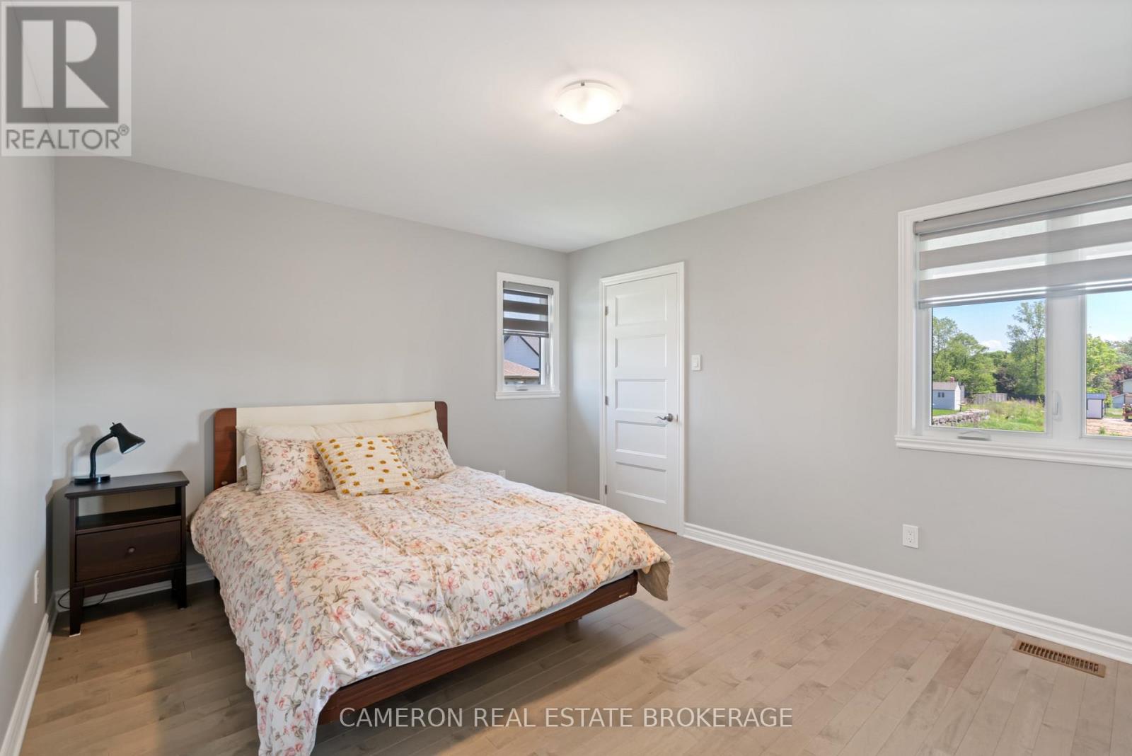 1640 OXBRIDGE DRIVE - 11