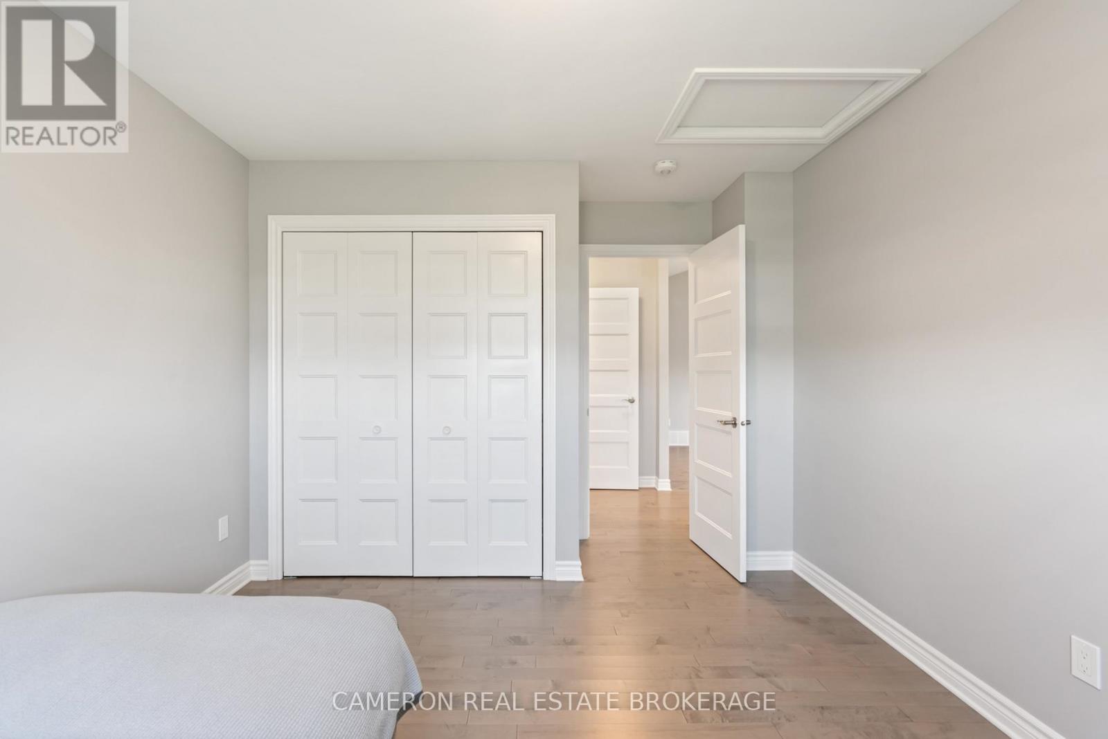 1640 OXBRIDGE DRIVE - 17