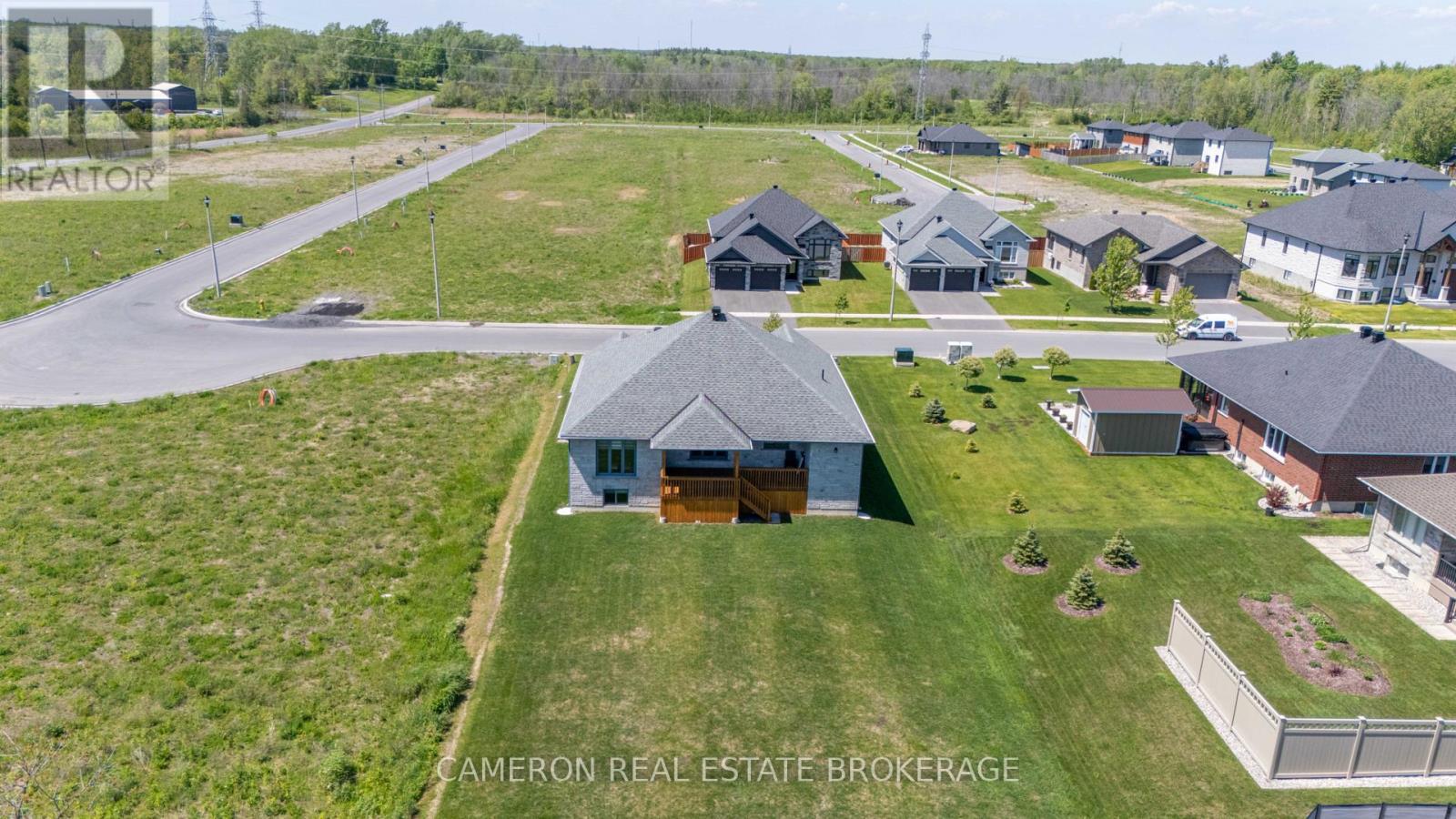 1640 OXBRIDGE DRIVE - 42