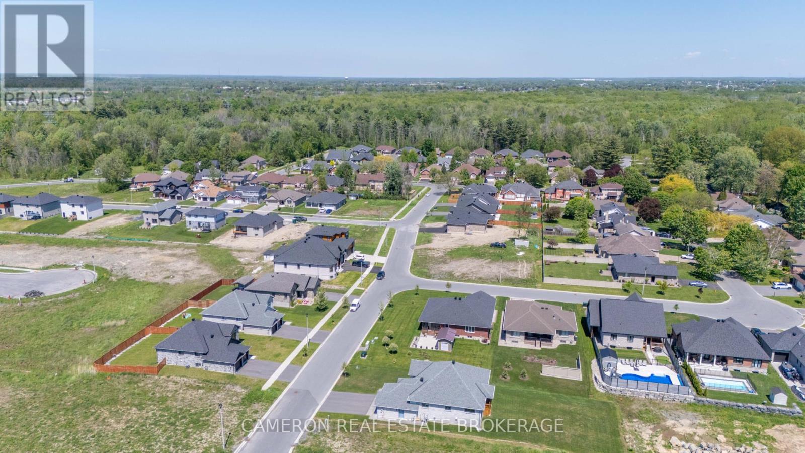 1640 OXBRIDGE DRIVE - 46